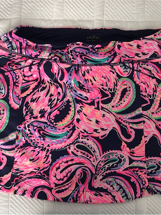 Lilly Pulitzer Dresses & Skirts - Lilly Pulitzer Luxletic Pink & Navy Flamingo Print Skort